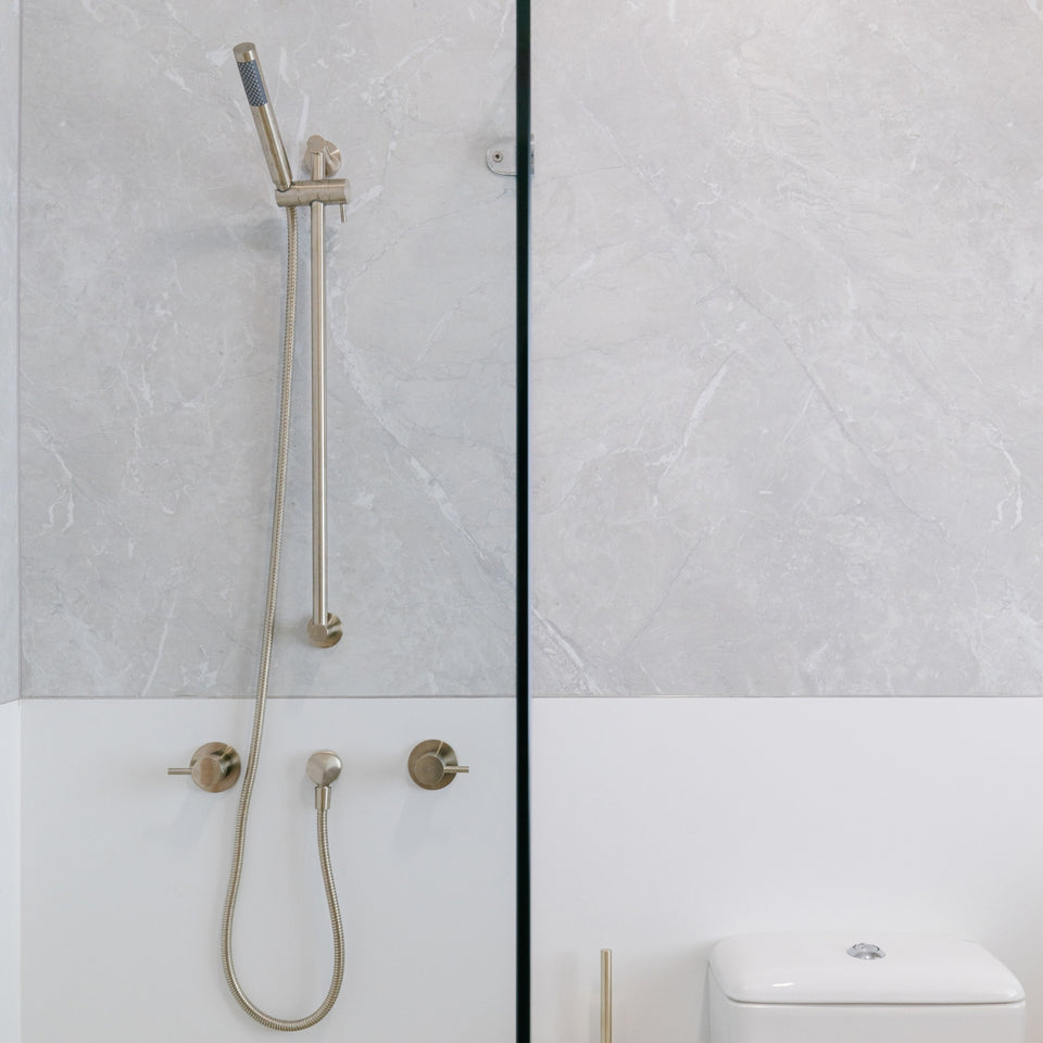 Meir Round Shower on Rail - Brushed Nickel
