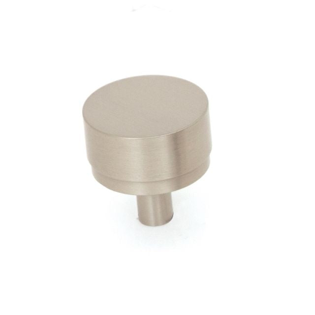 Momo Handles Bellevue Knob Brushed Nickel