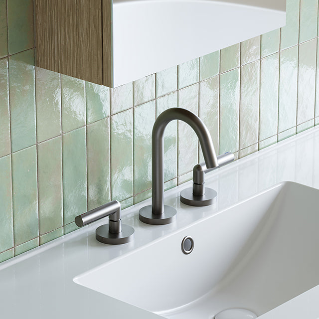 Phoenix Vivid Slimline Plus Lever Basin Set Brushed Carbon