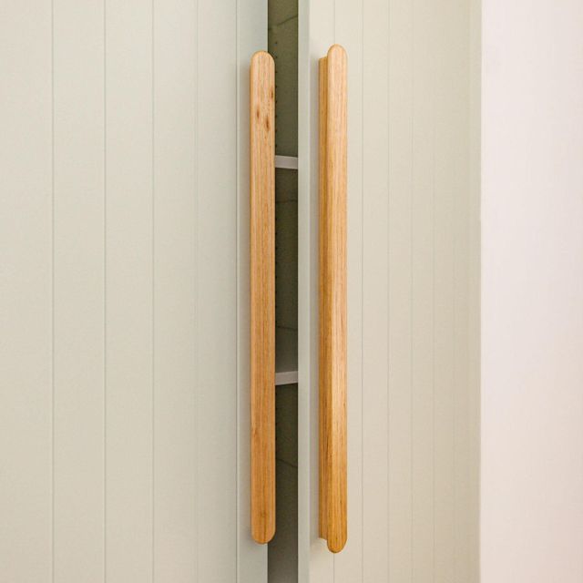 Castella Hydrowood Iluka Timber Pull Handle