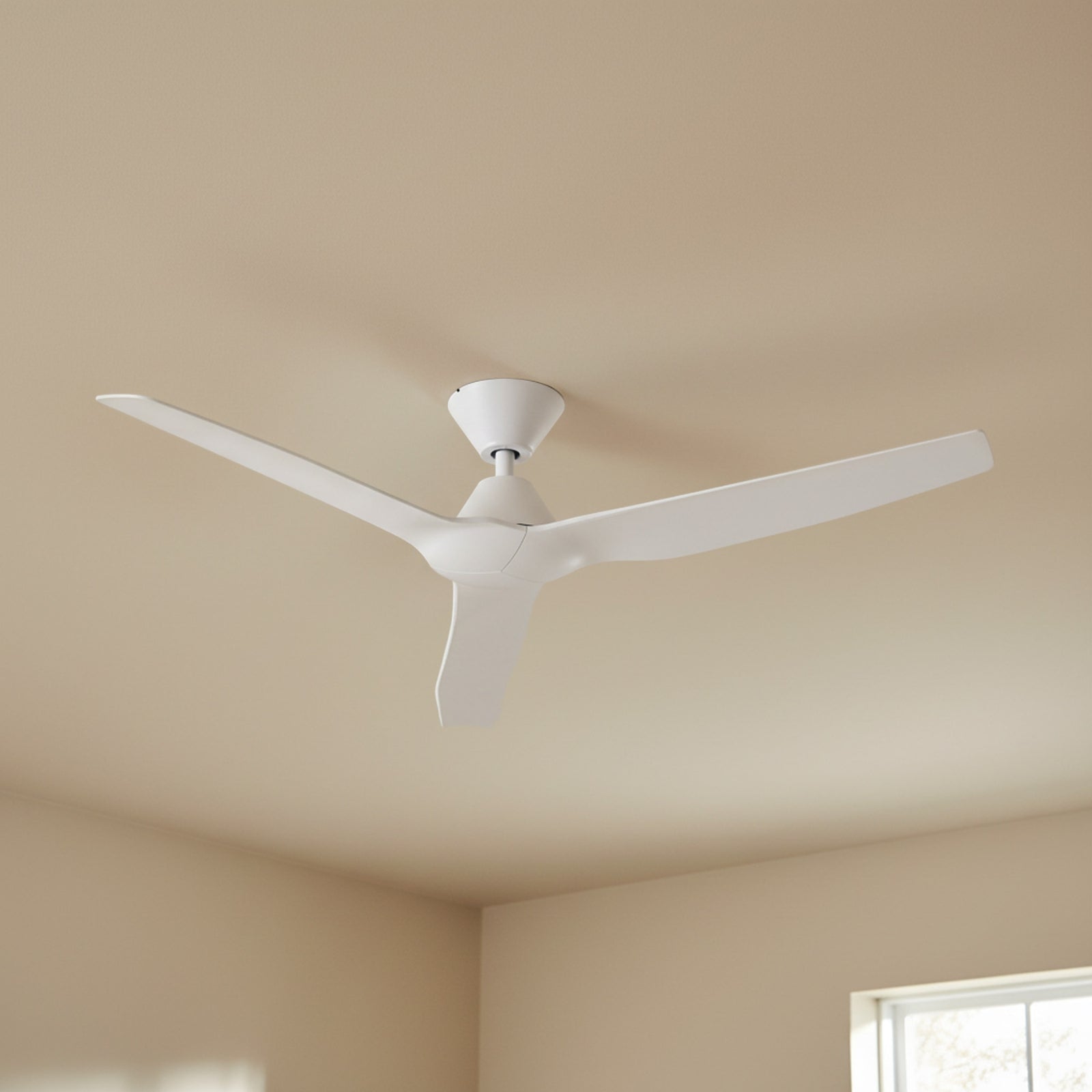 Close Up Fanco Infinity-iD v3 48'' (122cm) DC Ceiling Fan White F8000/101C - The Blue Space