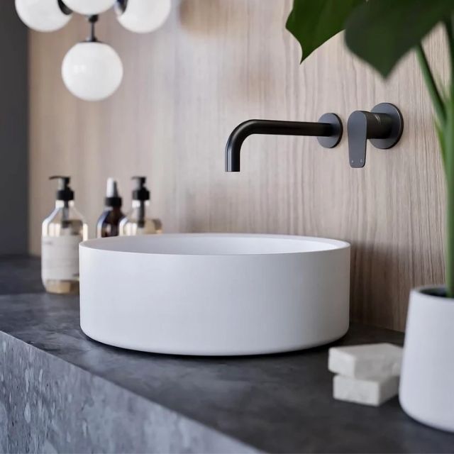 Meir Paddle Round Wall Mixer Shadow Full Kit