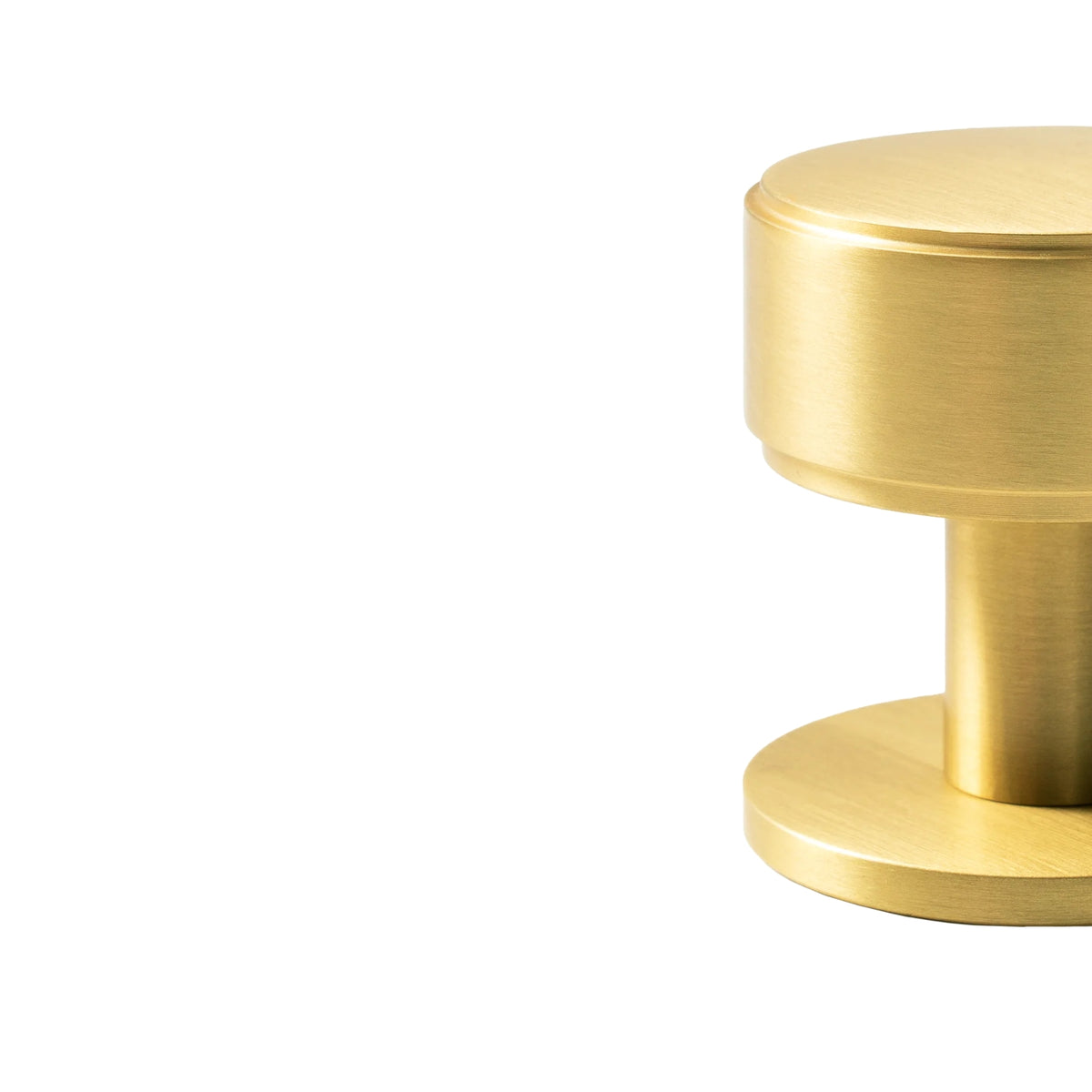 Detail Momo Handles Belgravia 35mm Round Knob Plain Brushed Satin Brass BLGPL035.BSB - The Blue Space
