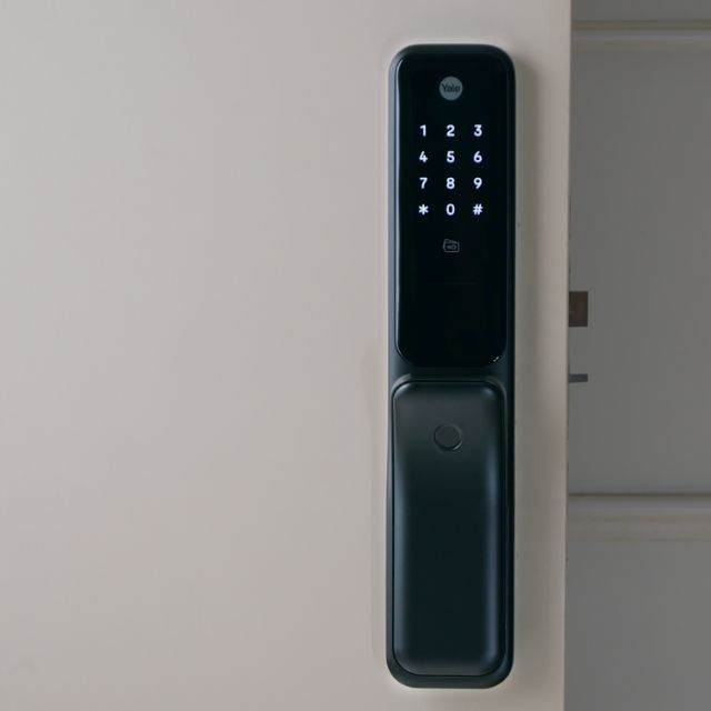 Yale Kyra Pro Smart Push/Pull Mortice Lock with Yale Home Module Matte Black