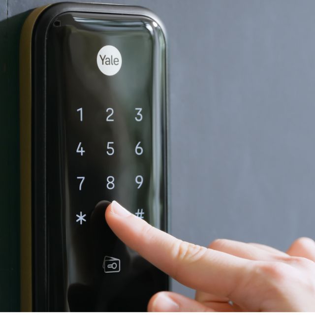 Yale Kyra Pro Smart Push/Pull Mortice Lock with Yale Home Module Matte Black
