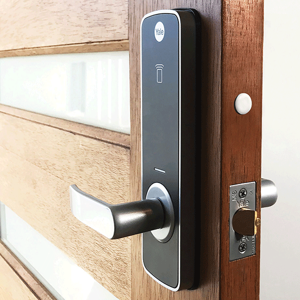 Lockwood Yale Unity Entrance Lock | Smart front door technology online at The Blue Space