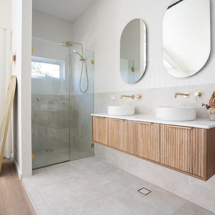 Hills District Project: A Warm and Contemporary Ensuite