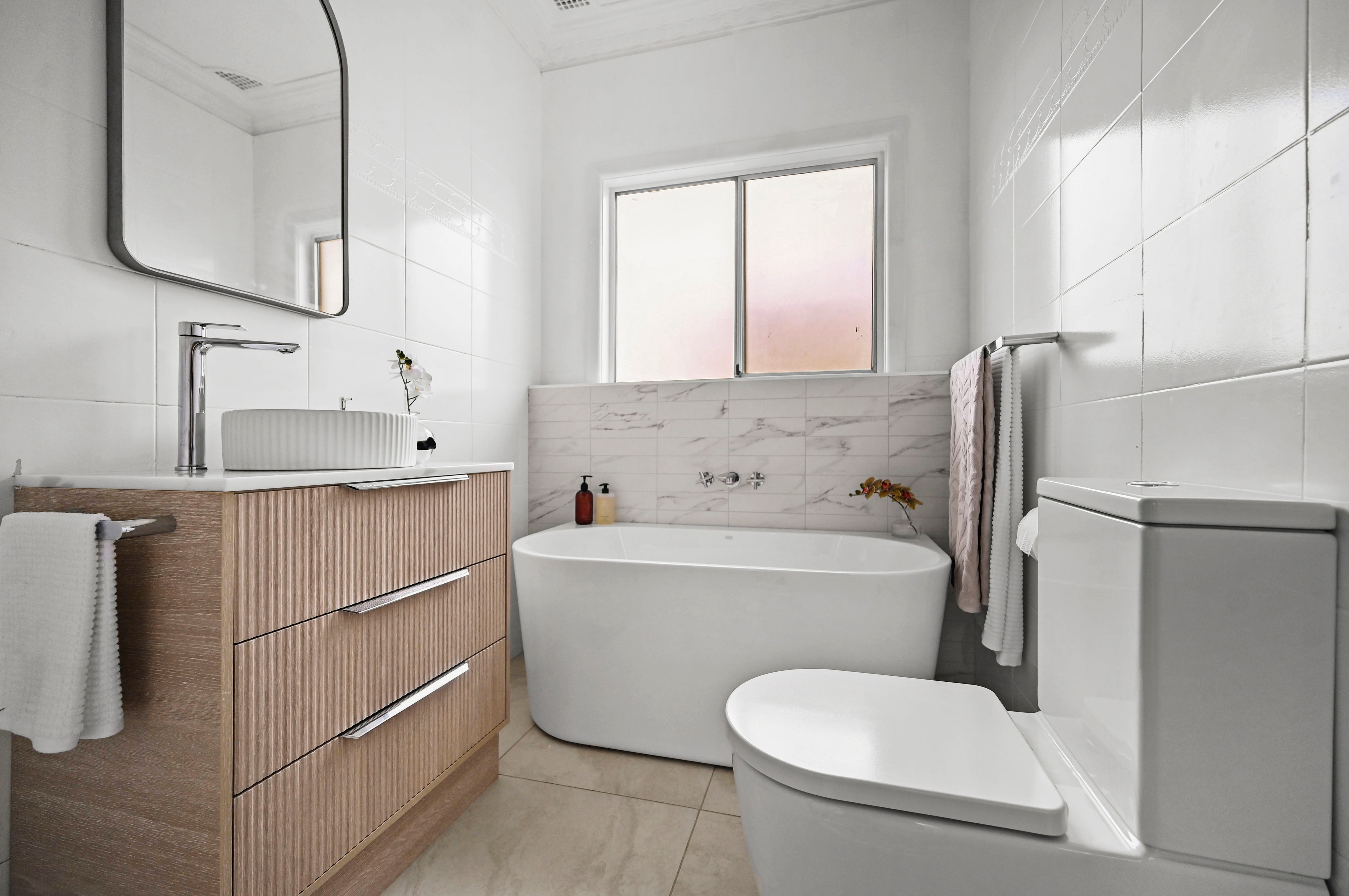 Selling Houses Australia: Smithfield Project
