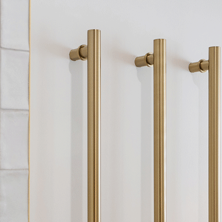 How to Style a Bathroom Using Accessories Like a Designer