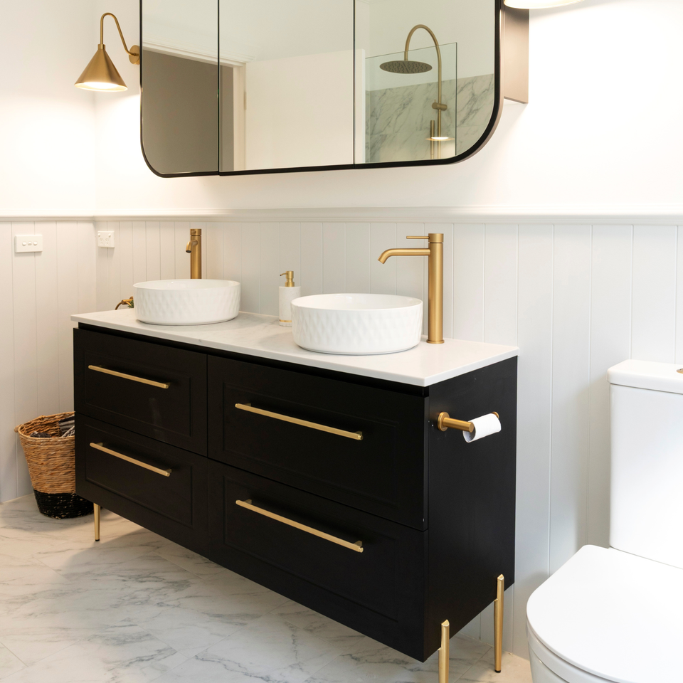 Timberline Sutherland House Shaving Cabinet