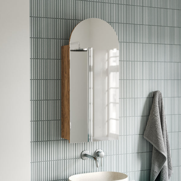 {"type":"root","children":[{"type":"paragraph","children":[{"type":"text","value":"Mirror Cabinets and Floating Shelves: Dual-Purpose Storage"}]}]}