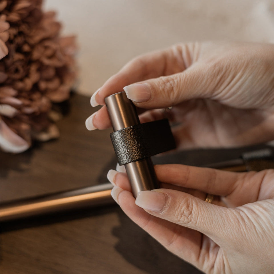 Momo Handles Casey T Knob 60mm Matte Bronze