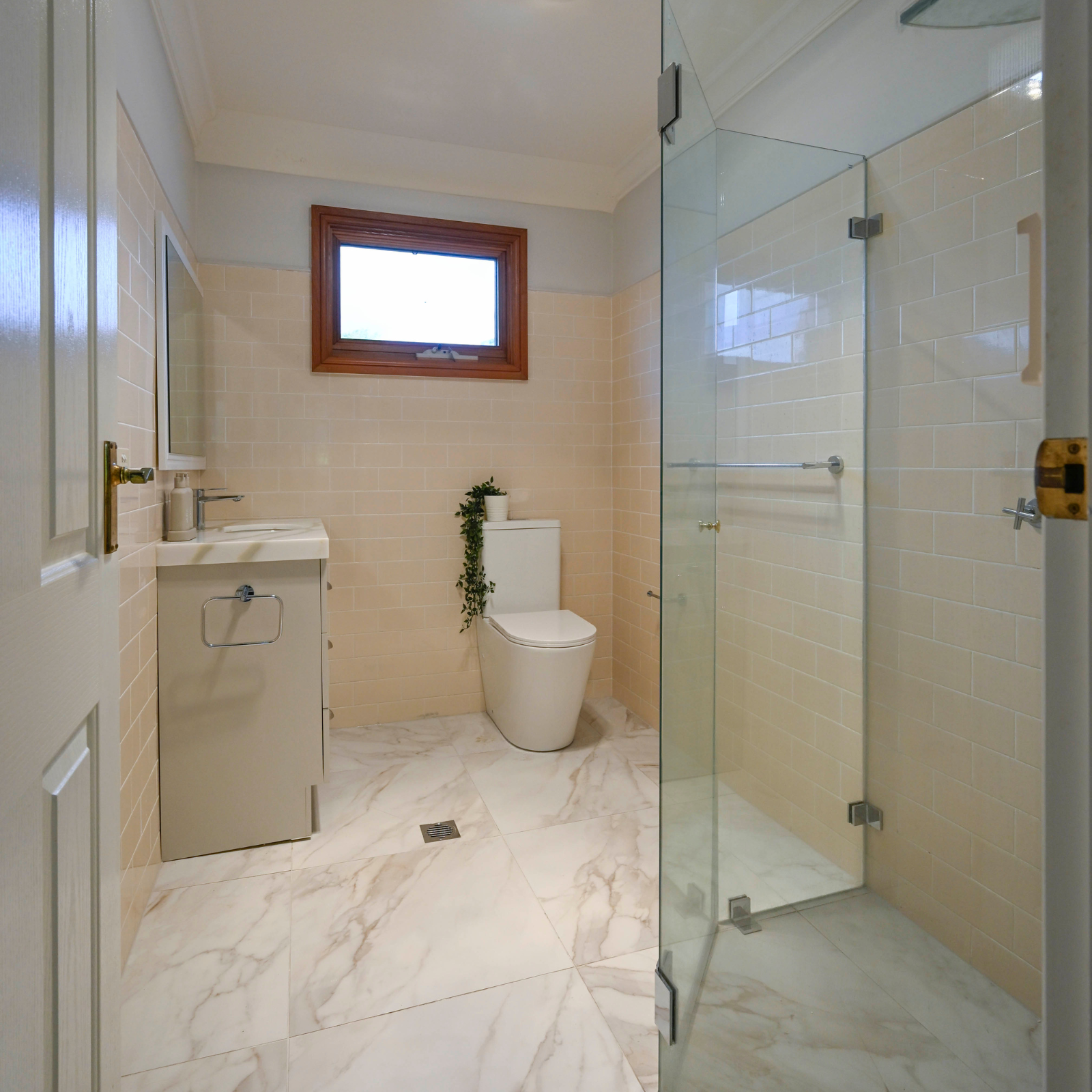 A Fresh Take on a Family Bathroom