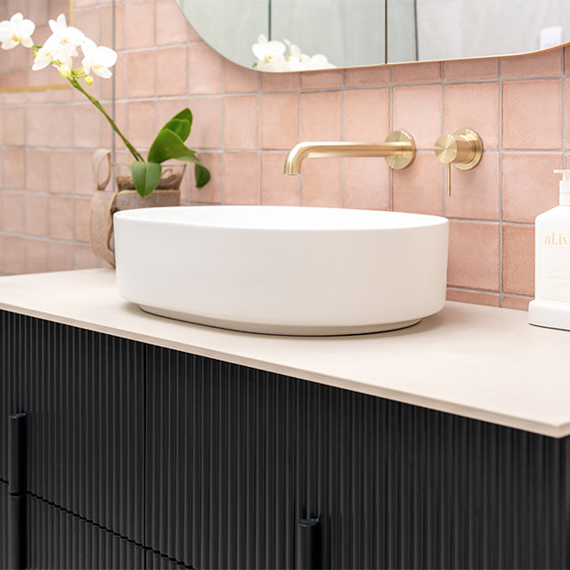 Lifestyle Bao Pill 500mm Above Counter Basin in Matte White - The Blue Space