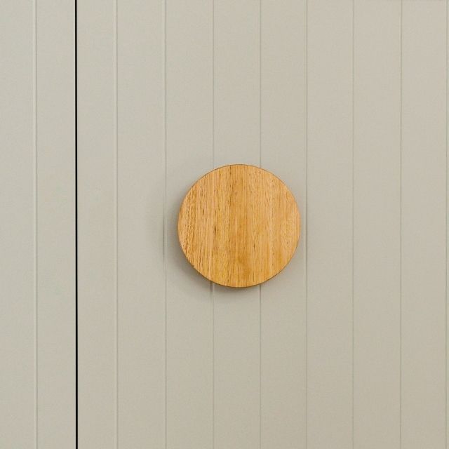 Castella Tullah Round Reclaimed Oak Handle Tasmanian Oak