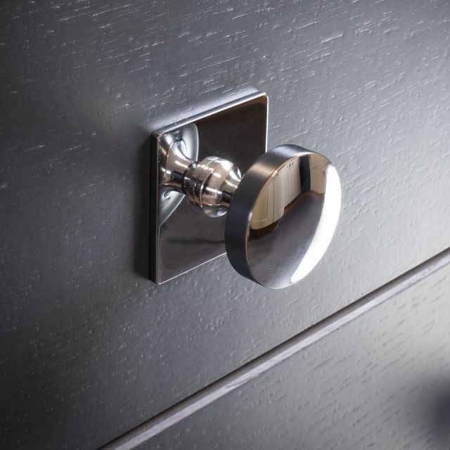 Castella Hastings 38mm Knob on Backplate Polished Chrome