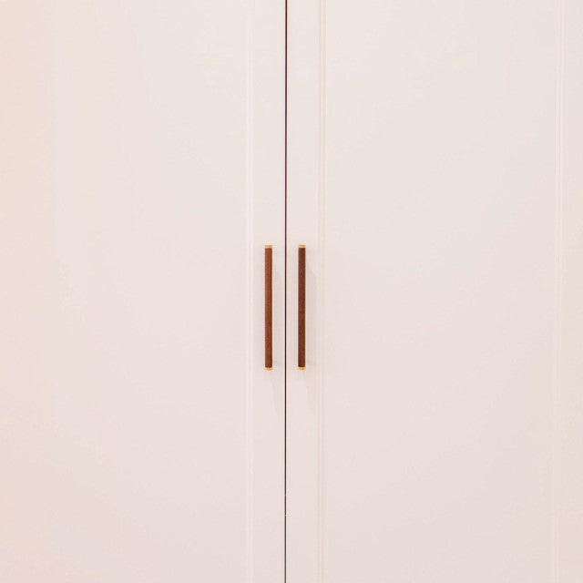 Castella Tundra Handle Walnut/Satin Brass