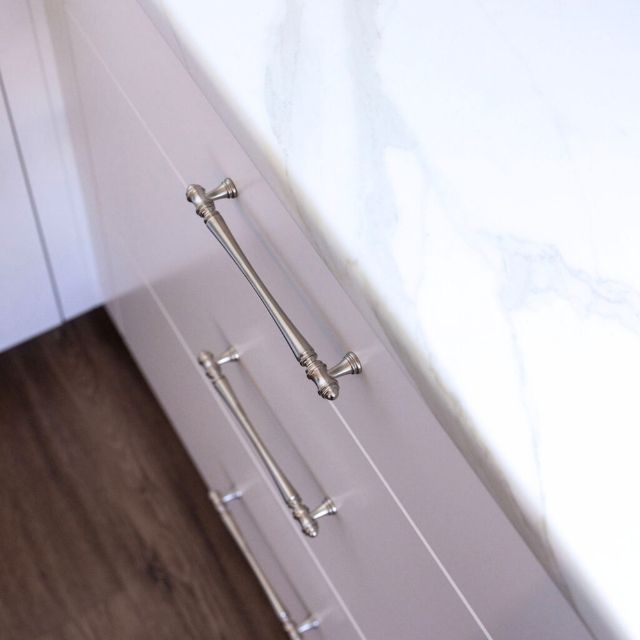 Castella Windsor Handle  Polished Nickel