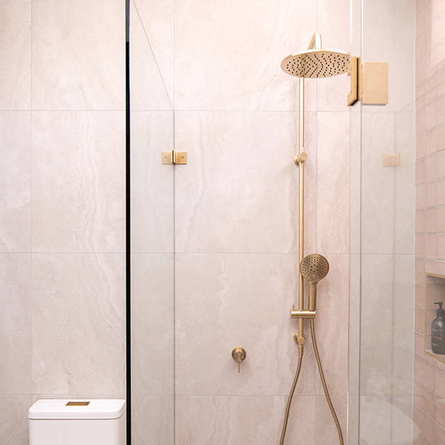 {"type":"root","children":[{"type":"paragraph","children":[{"type":"text","value":"Luxe Gold Finishes by Nero Tapware"}]}]}