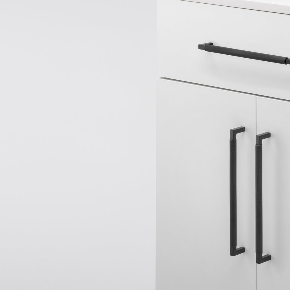 Iver Brunswick 256mm Cabinet Pull Handle Matte Black