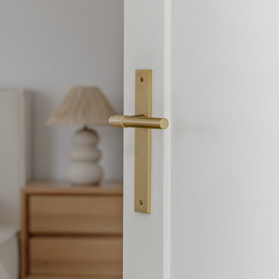 Iver Helsinki Lever Rectangular Backplate Passage Kit Brushed Gold PVD