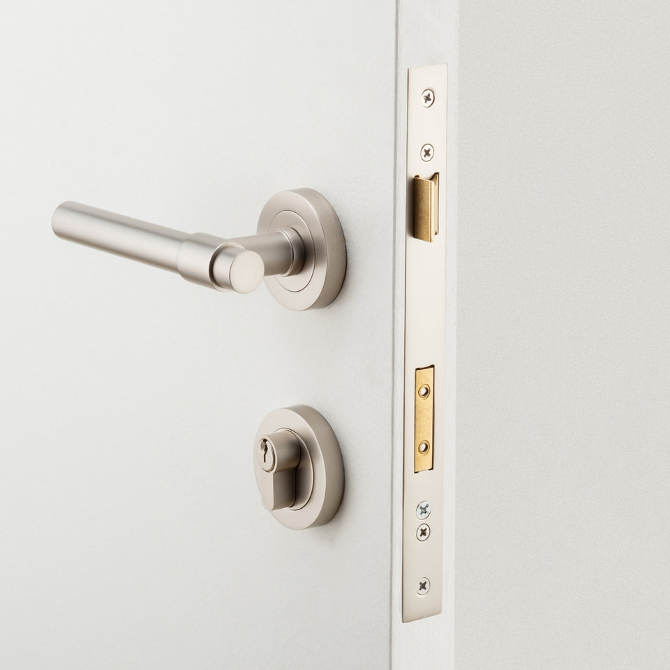 Iver Helsinki Lever Round Rose Entrance Kit with Separate High Security Lock Satin Nickel