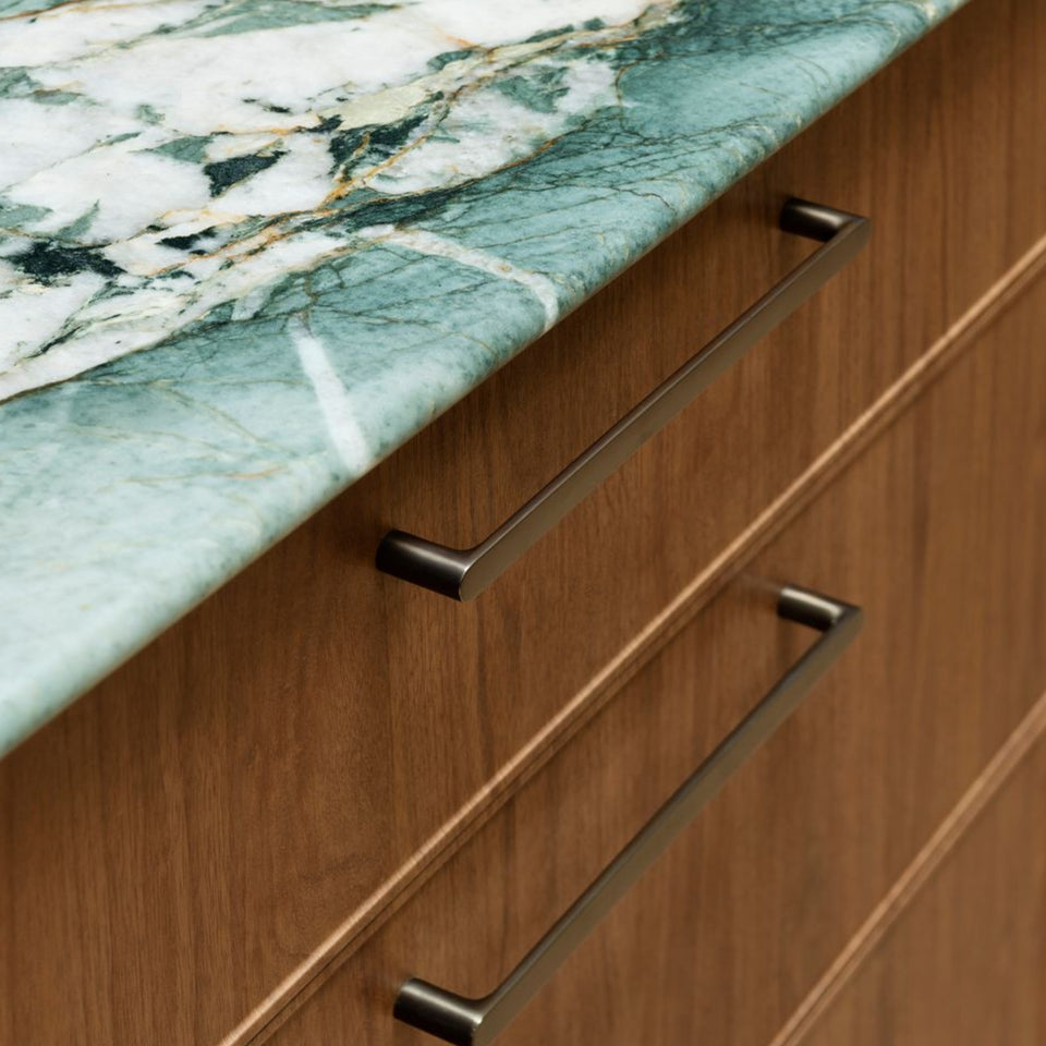 Iver Osaka 256mm Cabinet Pull Handle Signature Brass