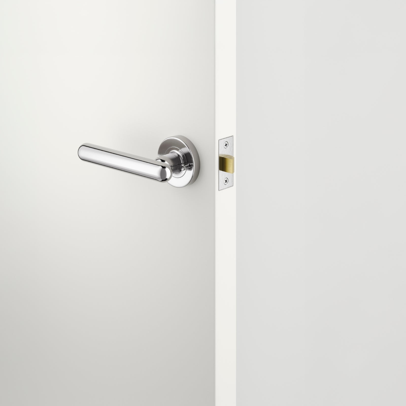 Lifestyle Iver Puerto Lever Round Rose (Inbuilt Privacy) Polished Chrome 24004KIBPRIV60 - The Blue Space