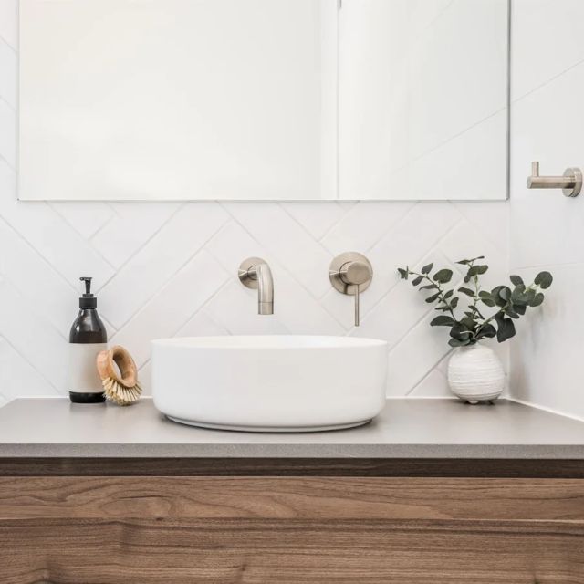 Meir Round Basin Mixer - Brushed Nickel