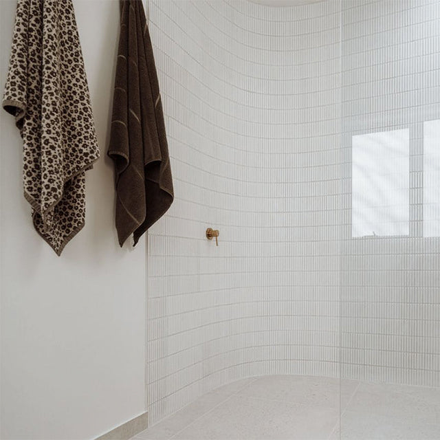 Middleton White Chalk Kit Kat Porcelain Mosaic Tile 12x92mm