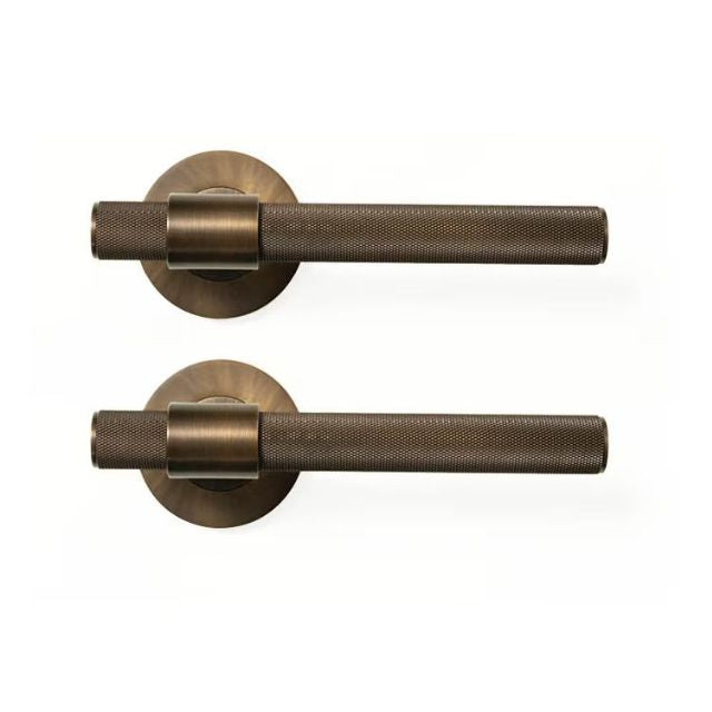 Momo Belgravia Knurled Dummy Lever Door Handle Set Bronze