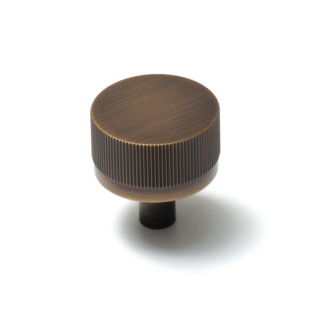Momo Bellevue 35mm Solid Brass Lined Knob Bronze