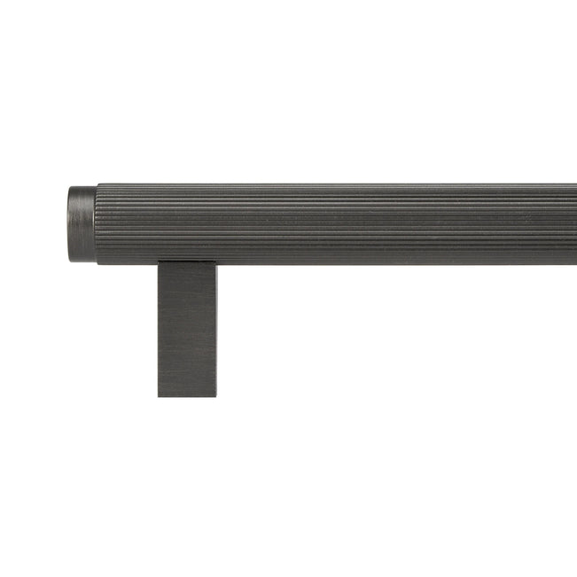Momo Bellevue Lined Bar Pull Gunmetal P-BVPLD160.GNM - The Blue Space