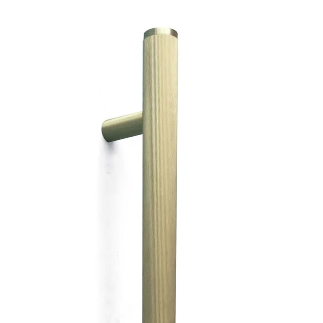 Momo Bellevue Lined Door Pull Handle 600mm Brushed Satin Brass