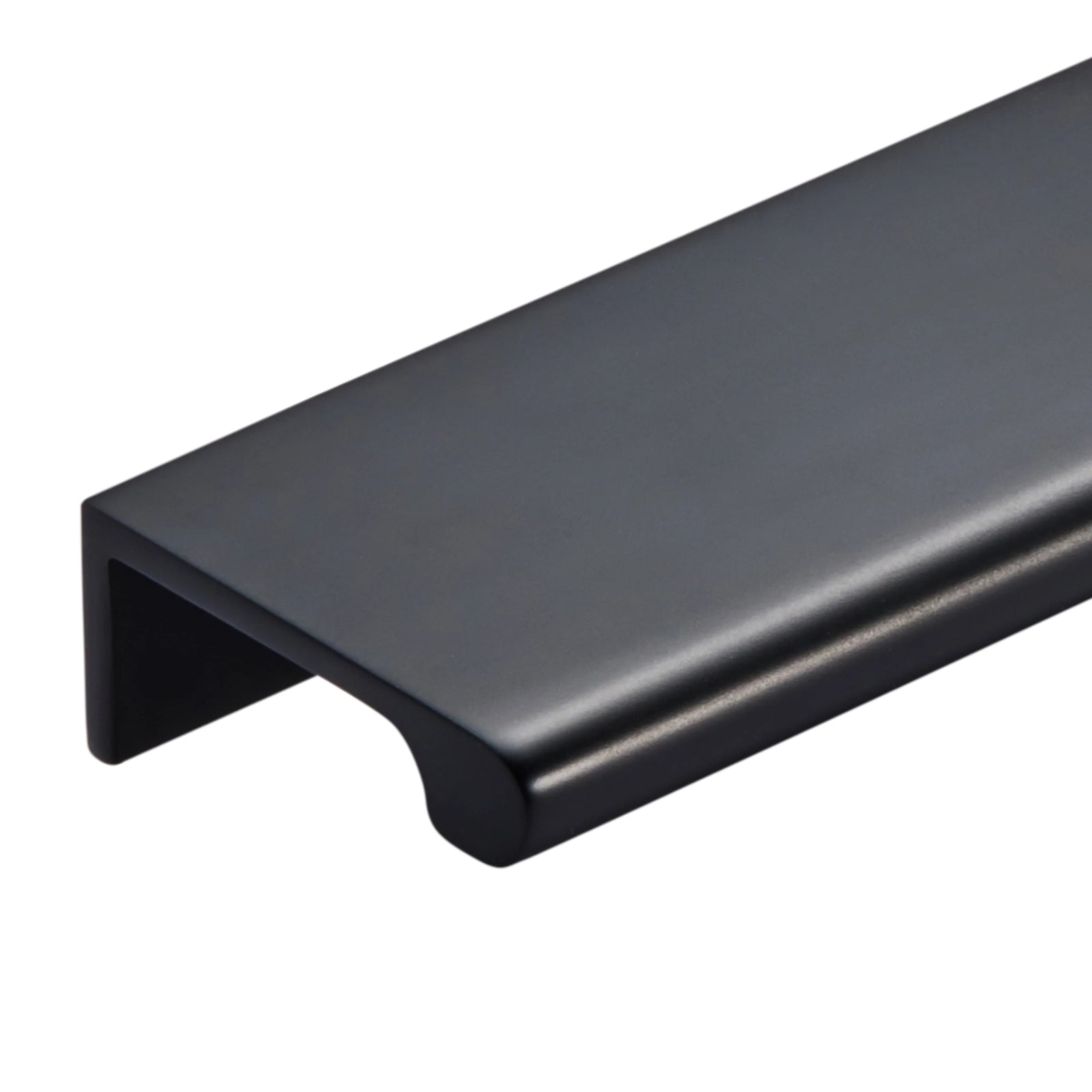 Detail Momo Chelsea Lip Pull Handle Matte Black
 P-CHLP.096.MBL - The Blue Space