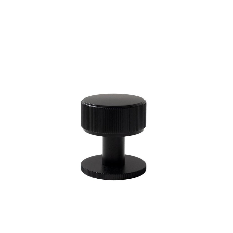 Momo Handles Belgravia 35mm Round Knob Lined Matte Black