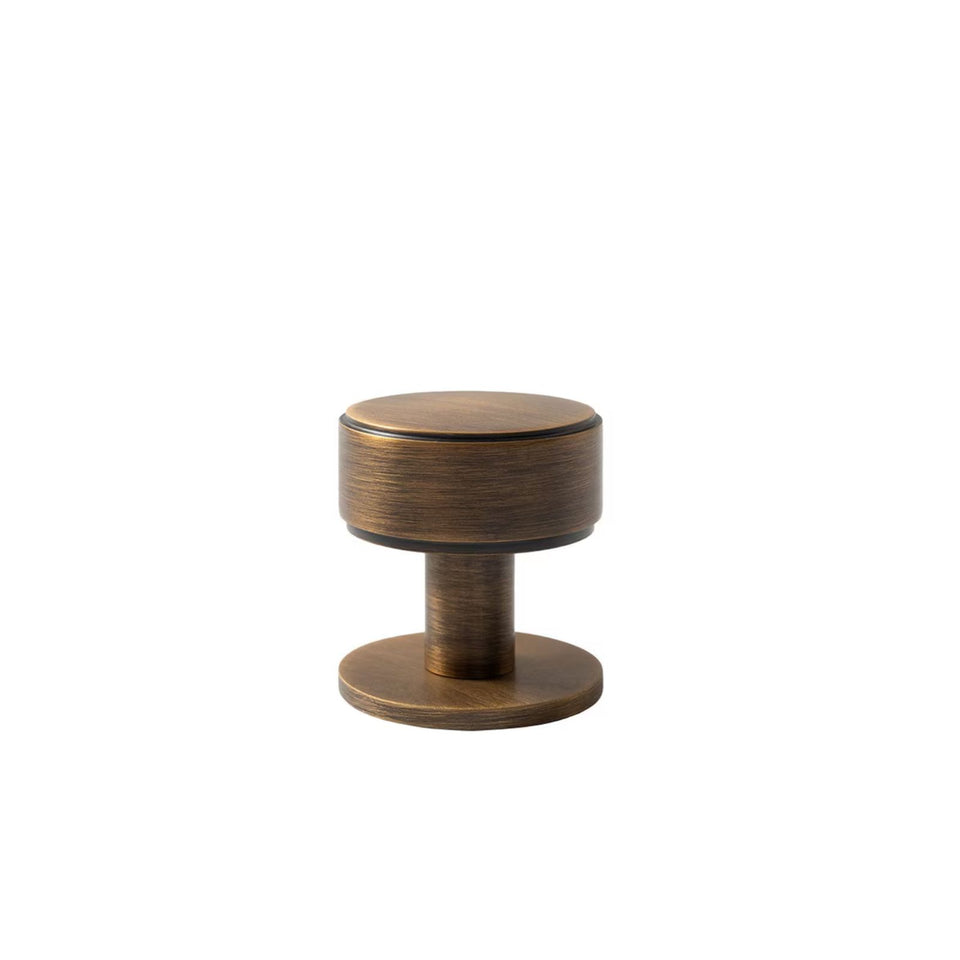 Momo Handles Belgravia 35mm Round Knob Plain Bronze