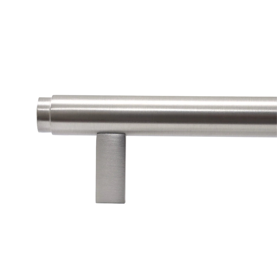 Momo Handles Bellevue Bar Pull Brushed Nickel