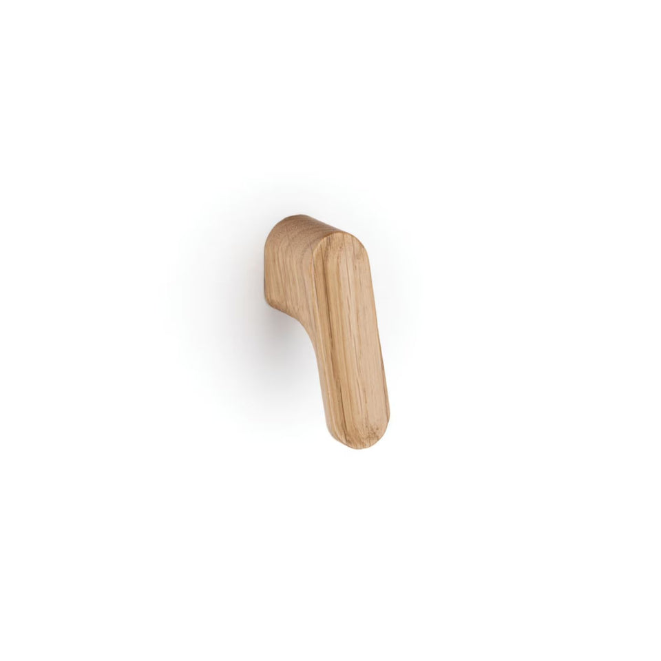 Momo Handles Luv Wood 51mm Angled Knob Oak