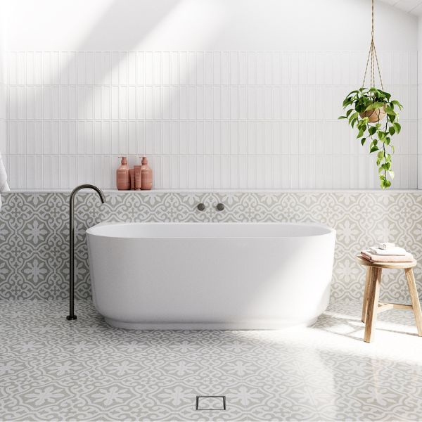Bao Elegant 1700mm Back to Wall Bath