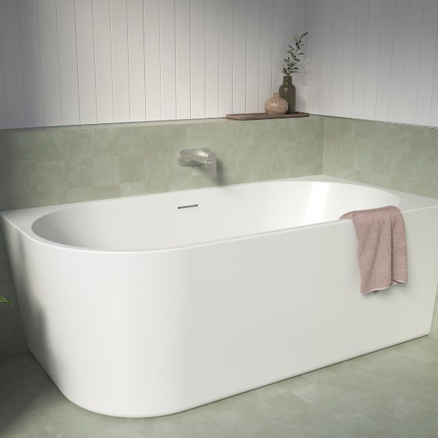 Caroma Urbane II 1500 Corner Back To Wall Bath with Overflow