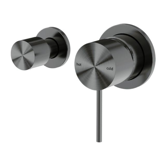 Nero Mecca Shower Mixer With Horizonal 2 Way Divertor in Gun Metal NR221911UGM - The Blue Space