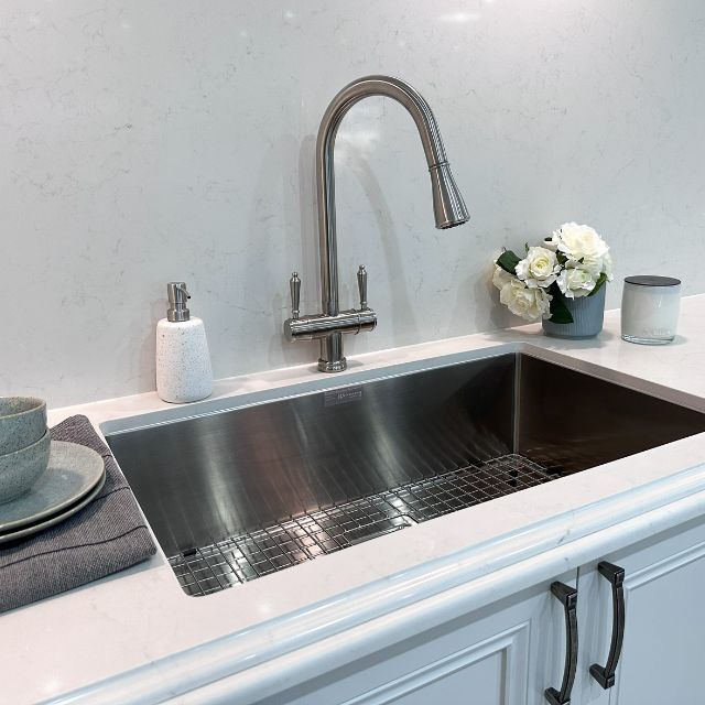 Suprema Xpress Fit Xquisite Dual Handle Retractable Sink Mixer