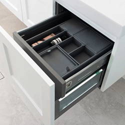 the-blue-space-Vanity Accessories