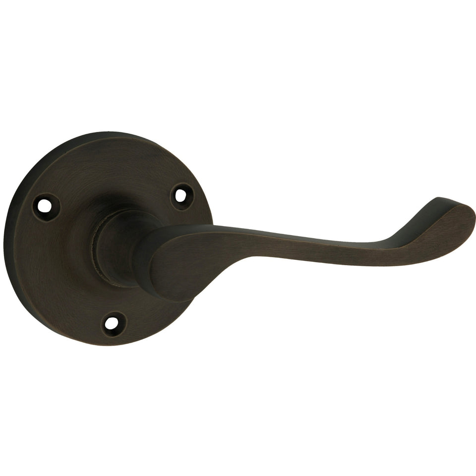 TradCo Victorian Lever Round Rose Antique Brass