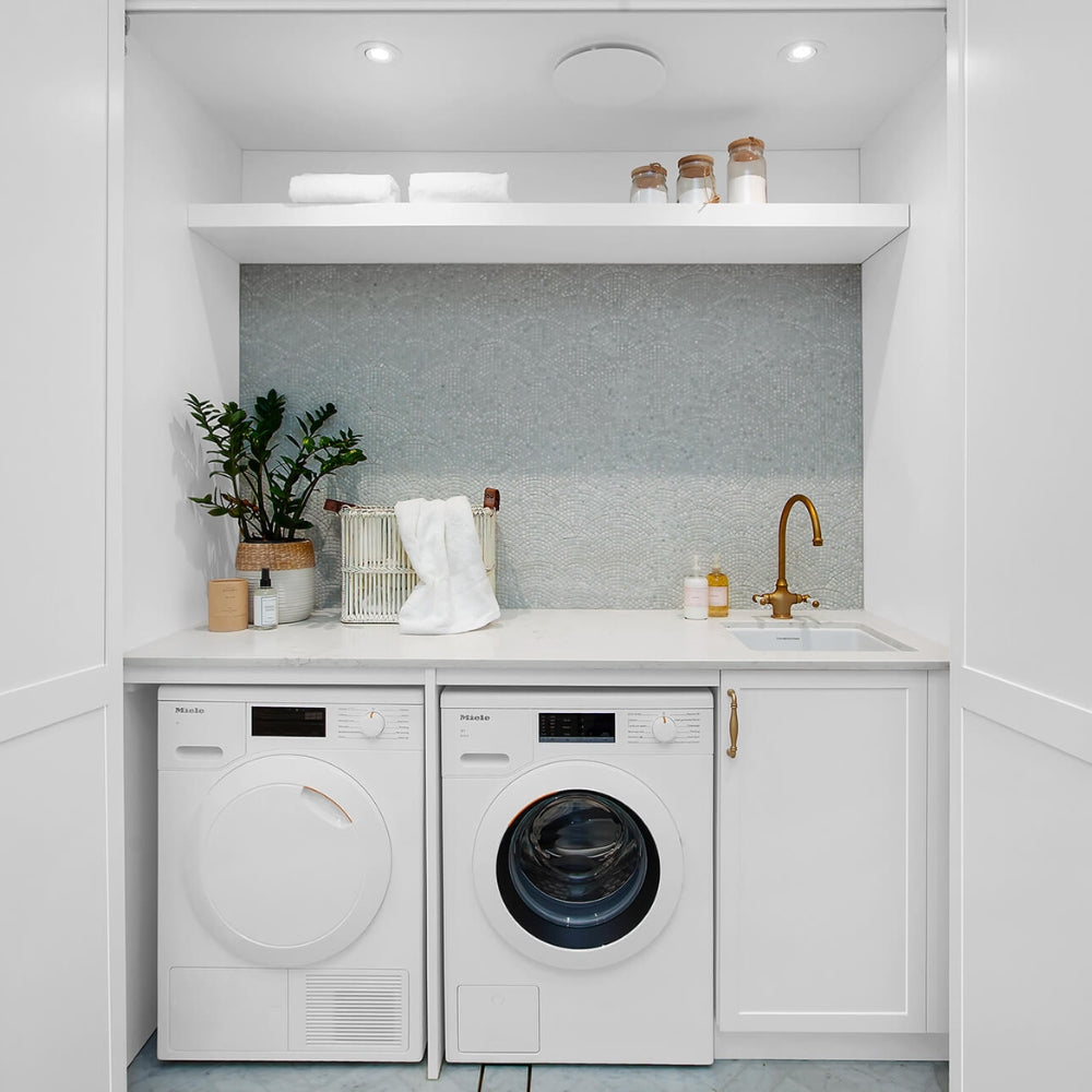 Lifestyle 13 Turner Hastings Cuisine 46 x 46 Inset/Undermount Fine Fireclay Sink CU46FS - The Blue Space