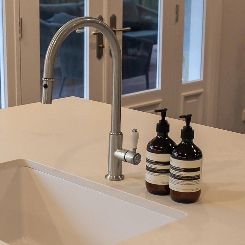Turner Hastings Ludlow Pull Out Sink Mixer with Metal Lever Handle - Brushed Nickel