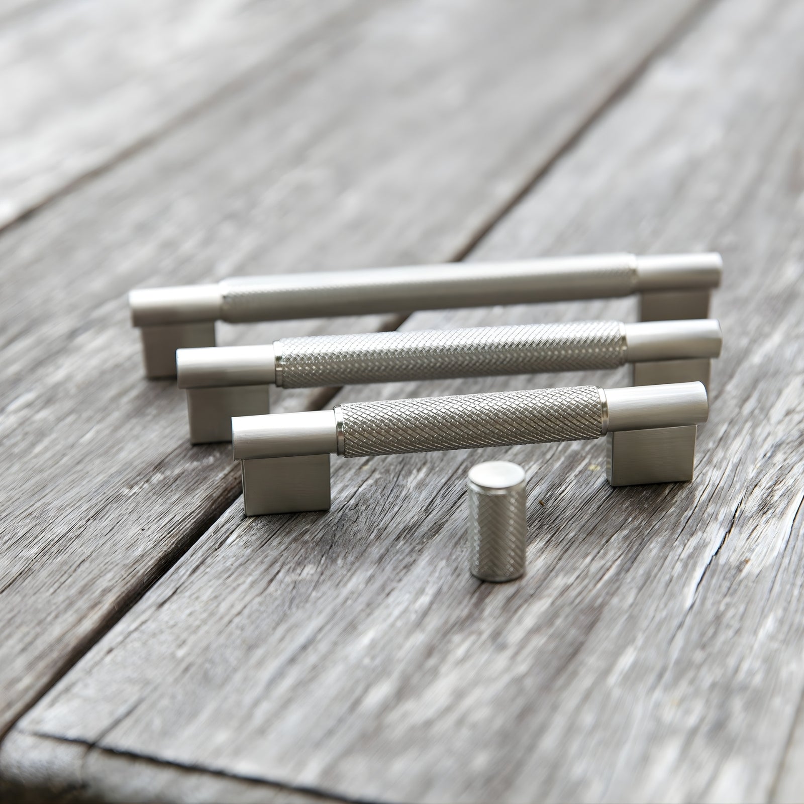 Variations Turner Hastings Sassari 128mm Pull Handle Brushed Nickel SA128CB-BN - The Blue Space