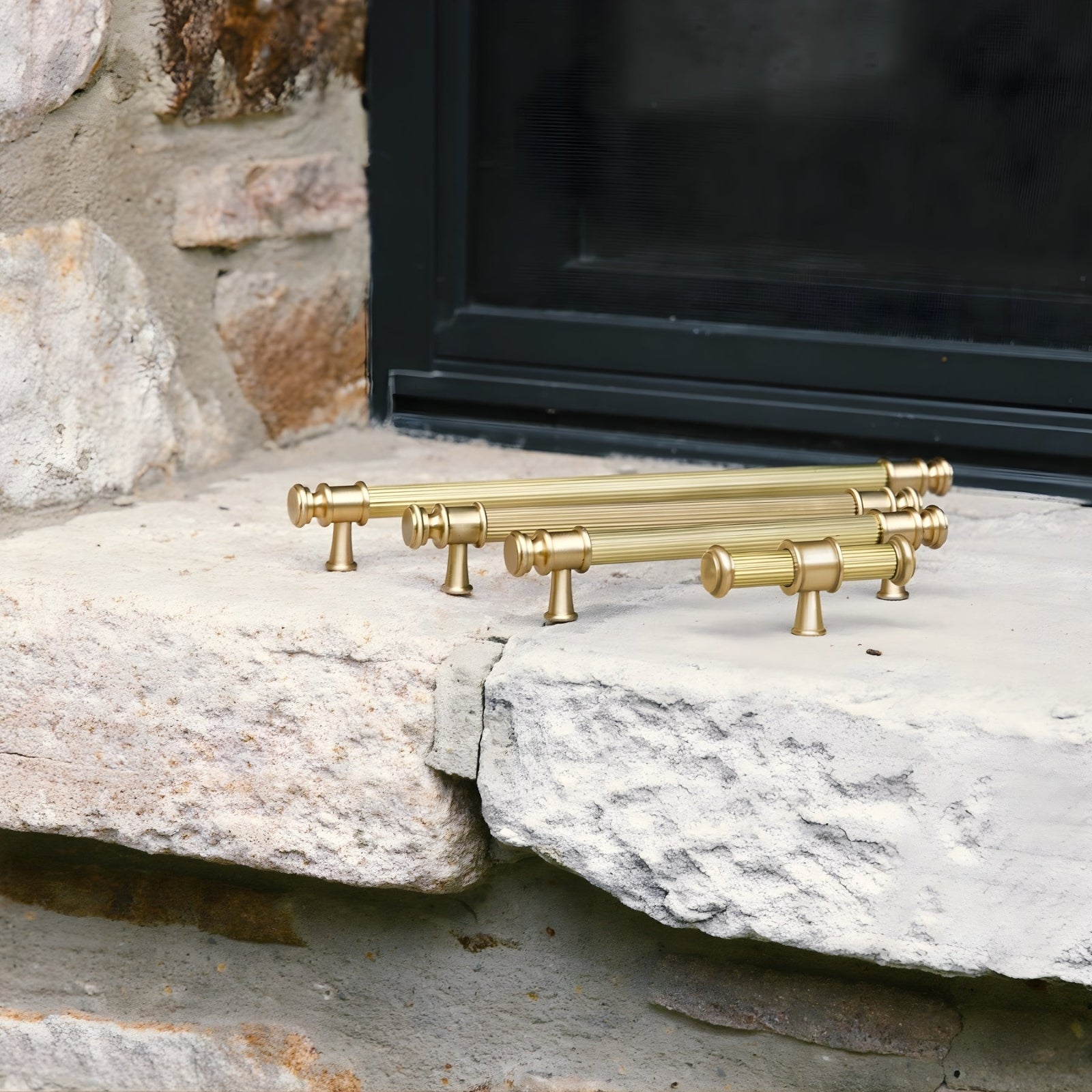 Variations Turner Hastings Verona 160mm Pull Handle Brushed Brass VE160CB-BB - The Blue Space