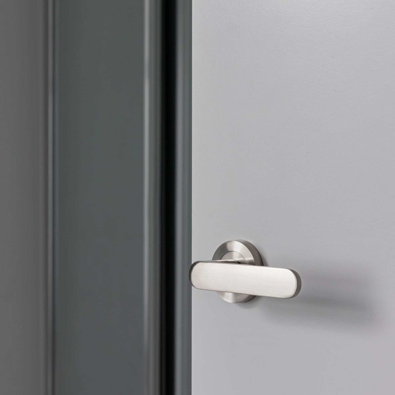 Lifestyle 1 Zanda Duke Privacy Door Handle Set Brushed Nickel 10092.BN - The Blue Space